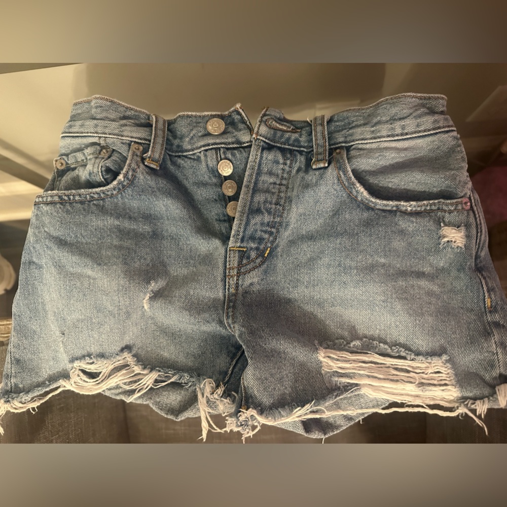 Jean shorts barly worn